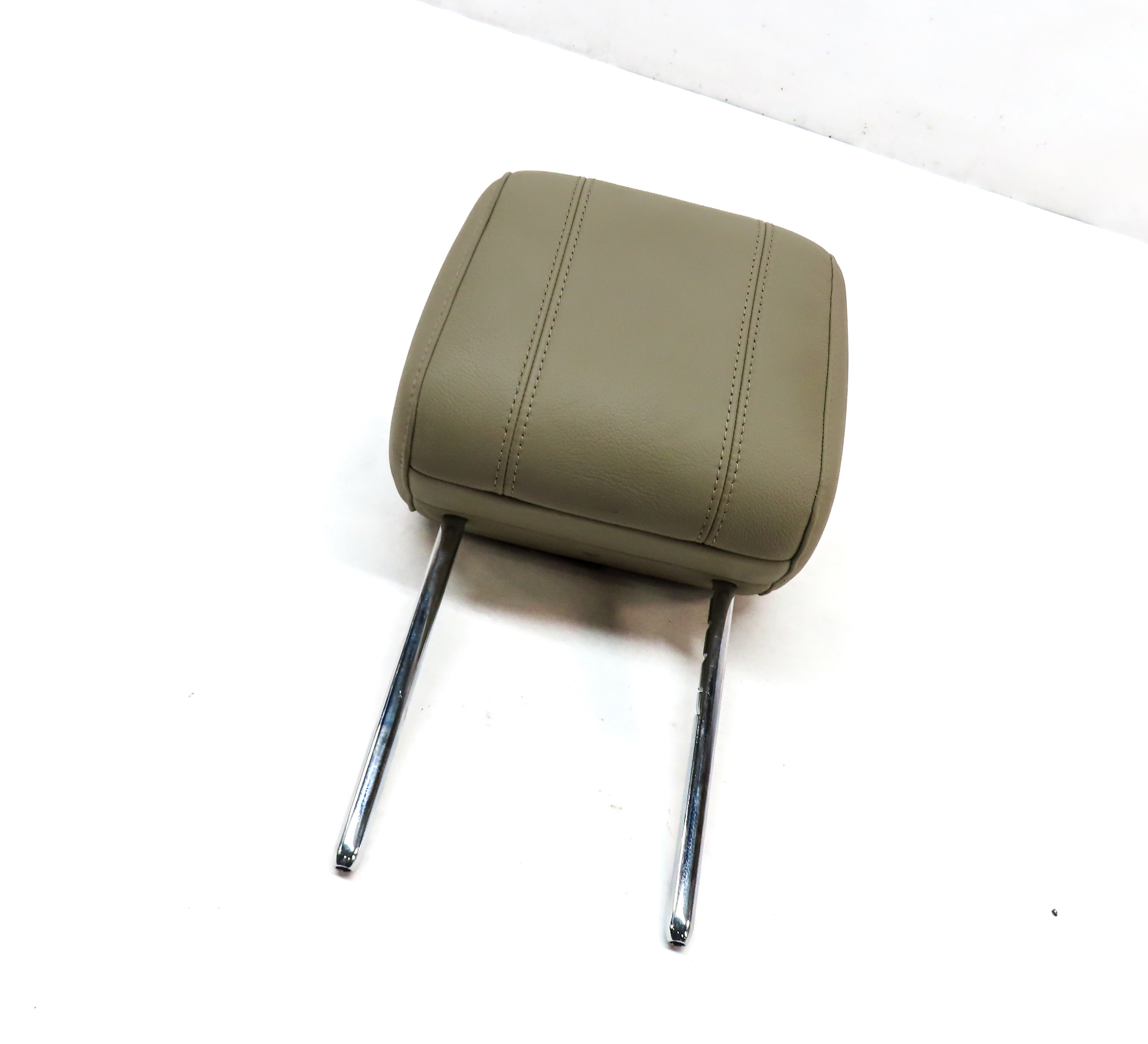 14-17 RANGE ROVER SPORT L494 REAR 2ND ROW LEFT SEAT HEADREST (BEIGE) — exact item pictured